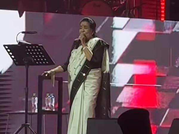 Asha Bhosleâs Tauba Tauba performance leaves fans awestruck