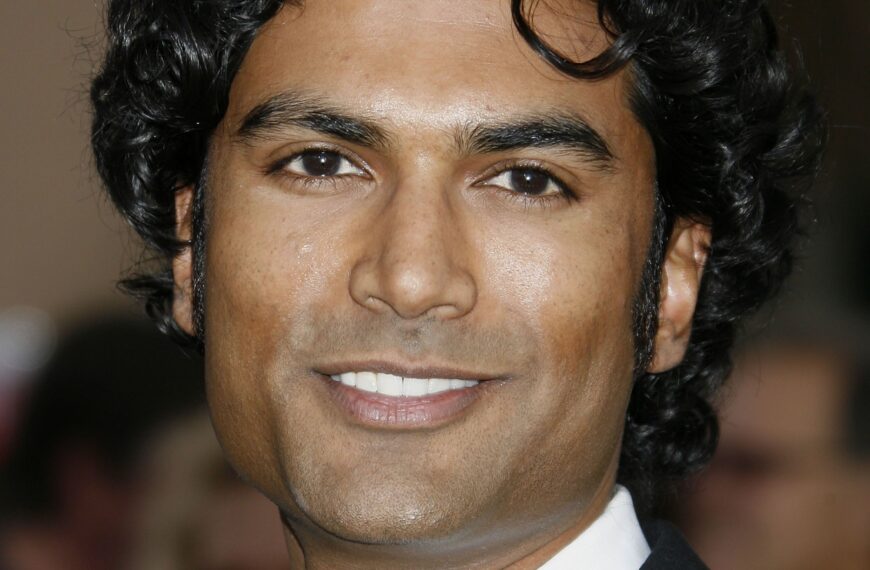 Never Have I Ever actor Sendhil Ramamurthy on why it’s tough being brown and beautiful in Hollywood
