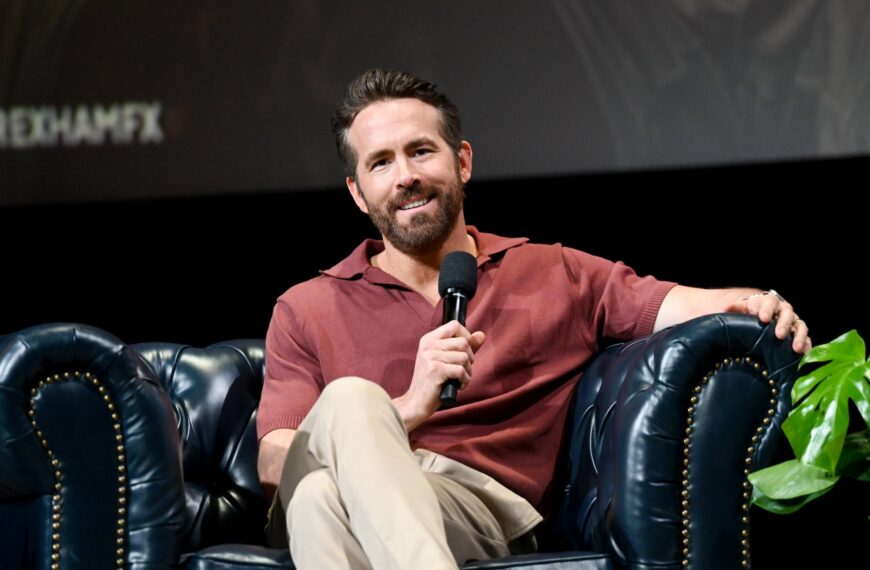 Ryan Reynolds Speaks at Harvard Amid Blake Lively’s Legal Battle