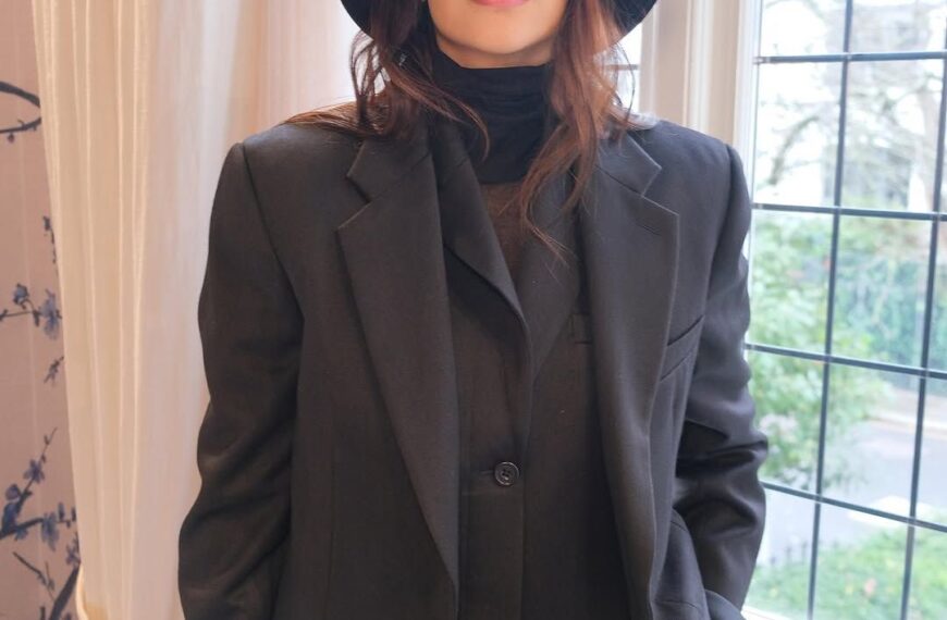 How to wear neutrals without trying too hard, according to Sonam Kapoor Ahuja