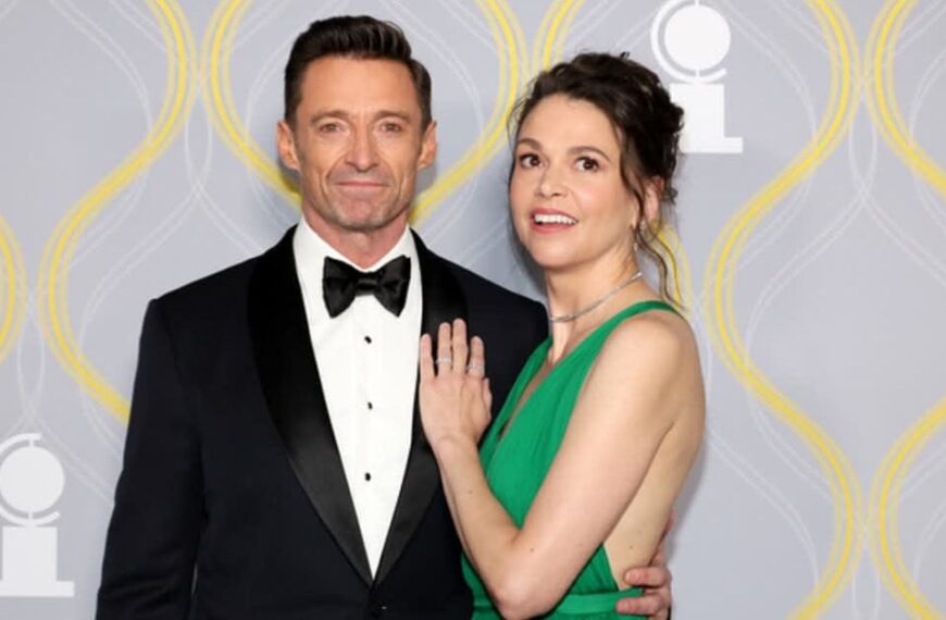 Sutton Foster Shows Support for Hugh Jackman at New Show Opening