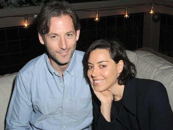 Aubrey Plaza Breaks Silence After Husband Jeff Baenaâs Suicide