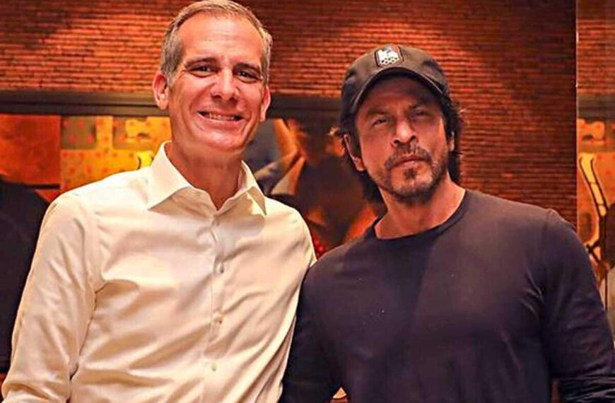 Eric Garcetti is a Shah Rukh Khan fan and here is proof
