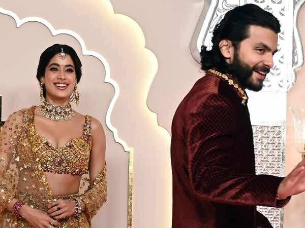 Janhvi Kapoor visits Tirumala Temple with boyfriend Shikhar Pahariya 