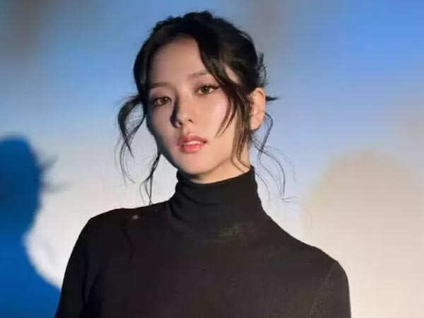 BLACKPINKs Jisoo To Make Music Comeback On THIS Date