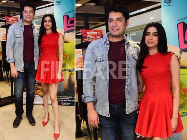 Photos: Khushi Junaid make a stylish appearance at Loveyapas promotions
