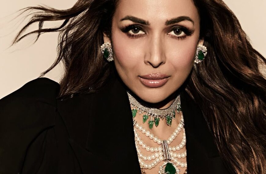 Malaika Arora and Parineeti Chopra embraced smoky eyes…