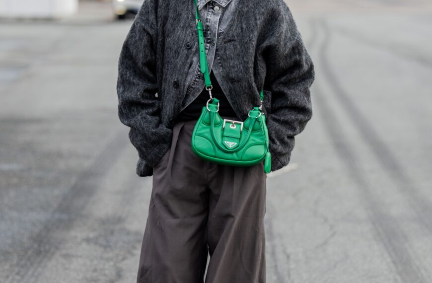 How to style a wide-leg trouser in 2025