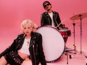 Rose and Bruno Mars APT Crosses 1.2 Billion&hellip;