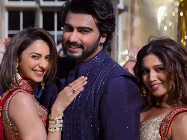 Arjun Kapoor faces a dilemma in Mere Husband Ki Biwis trailer
