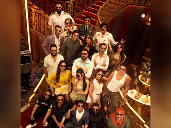 Akshay Kumars Housefull 5 trailer to be shown with Salman Khans Sikandar?