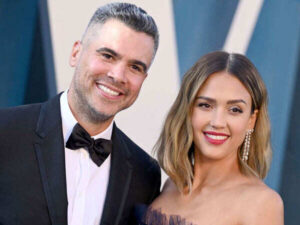 Jessica Alba files for divorce from Cash Warren&hellip;