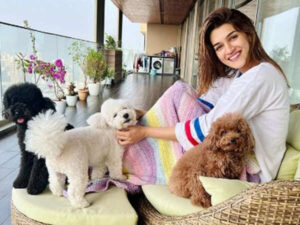 Kriti Sanon Moves To Bandraâs Elite Sandhu Palace