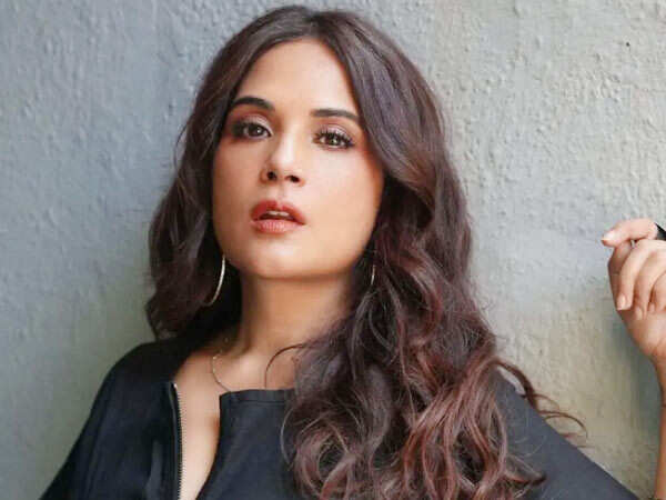 Richa Chadha unveils a love story titled Akhri…