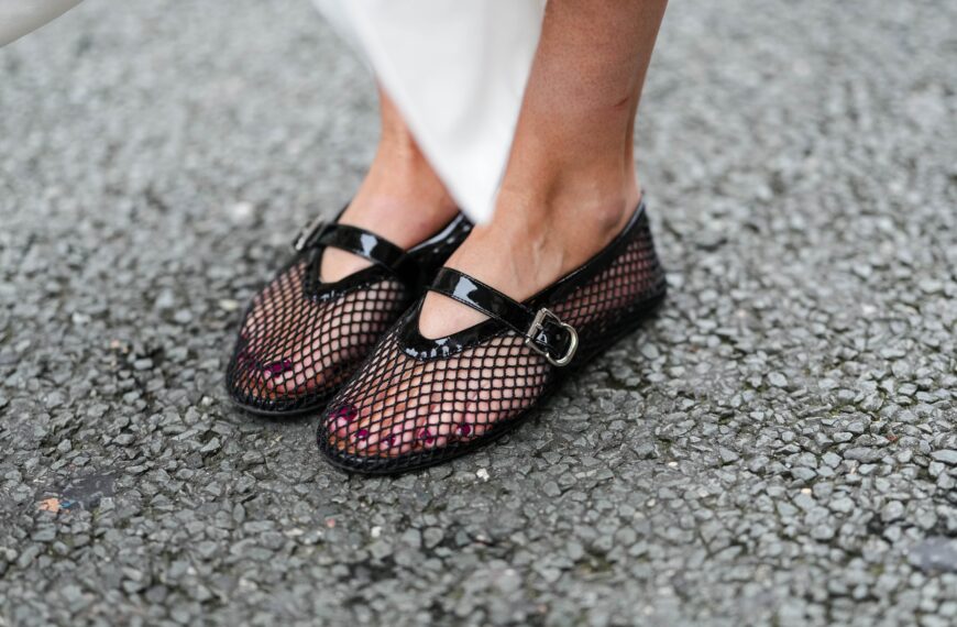 Mesh flats are everywhere—here are the most popular ones to buy