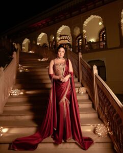 Kareena Kapoor Khan’s archival Tarun Tahiliani outfit is&hellip;