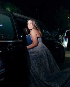 Kareena Kapoor Khan and Janhvi Kapoor opted for&hellip;