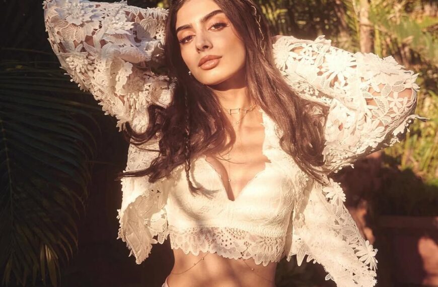 Khushi Kapoor sported a lacy summer outfit for Lollapalooza
