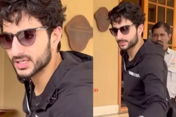 Ibrahim Ali Khan ‘Arrogantly’ Asks ‘Apko Photo Chahiye&hellip;