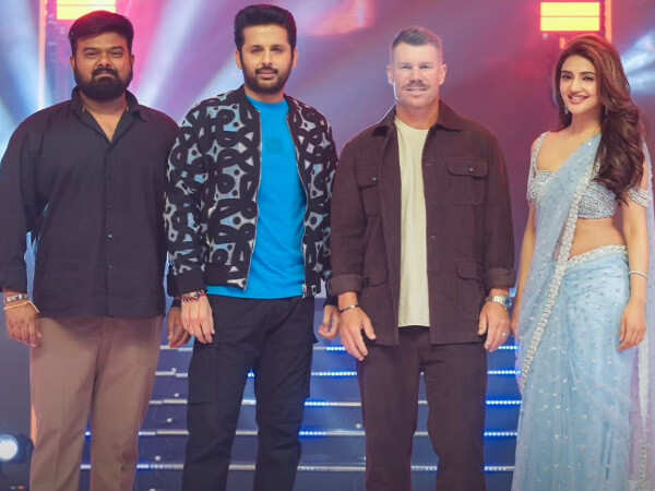 Watch: David Warner Dances To Allu Arjunâs Pushpa Track At Robinhood Event