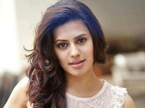Kannada Actress Ranya Rao Arrested At Bengaluru Airport&hellip;