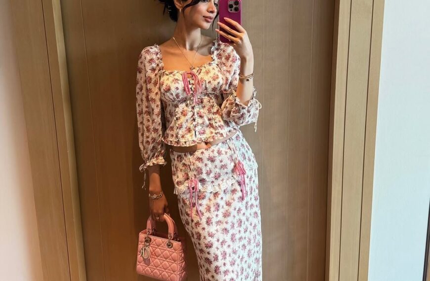 In Khushi Kapoor’s soft-girl era, florals reign supreme