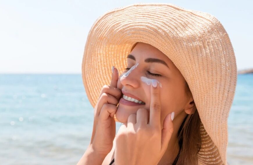 Physical Vs. Chemical Sunscreens; Which Is Better for Your Face ?