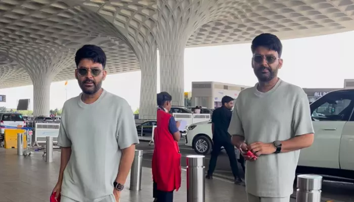 Kapil Sharma Spotted At Airport, His Transformation Is Epic, Netizens Say, ‘Khana Band Kar Dia..’