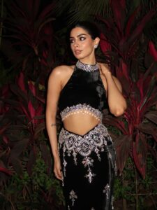 Khushi Kapoor’s Manish Malhotra ensemble puts velvet to&hellip;