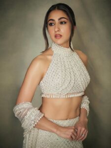 Sara Ali Khan’s statement eyes and Janhvi Kapoor’s&hellip;