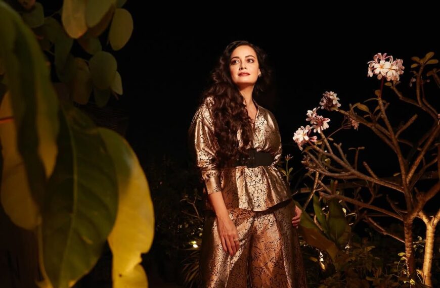 Dia Mirza’s Benarasi silk jacket&hellip;