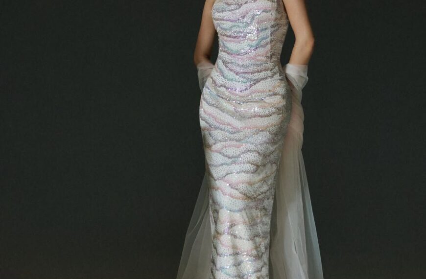 Janhvi Kapoor’s Rahul Mishra couture gown ripples with hand-embroidered sequins