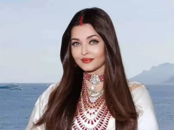 From Earning Rs 5K To Becoming A Global Icon, The Fascinating Story Of Aishwarya Rai’s Stardom
