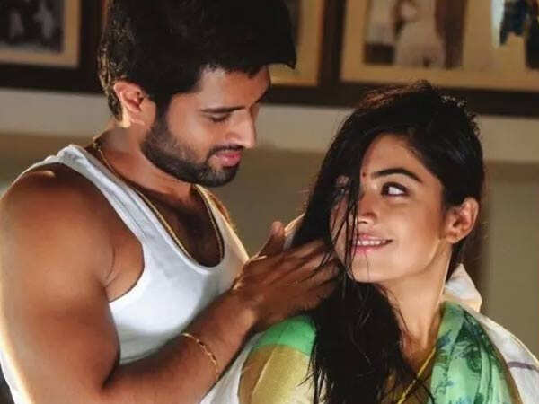 Vijay Deverakonda and Rashmika Mandanna Get Emotional During Varmala Ceremony