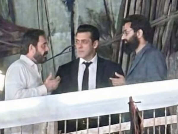 Salman Khan to Join Forces With Ranveer Singh? Buzz Grows Over Possible Cameo in Dhurandhar