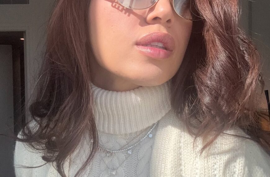 The side-part is officially back — here’s how to wear it now