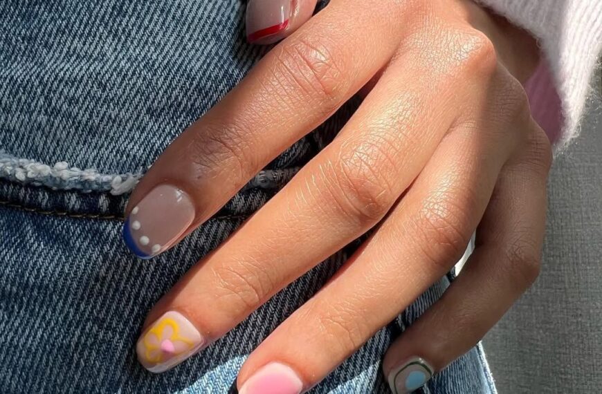 Square nail designs are back&hellip;