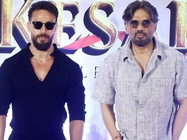Report: Suniel Shetty to Join Hands With Tiger Shroff for His Next Action Thriller