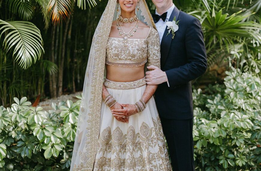 A wedding in Mexico with Hindu-Catholic rituals and guests who ended the night in the pool