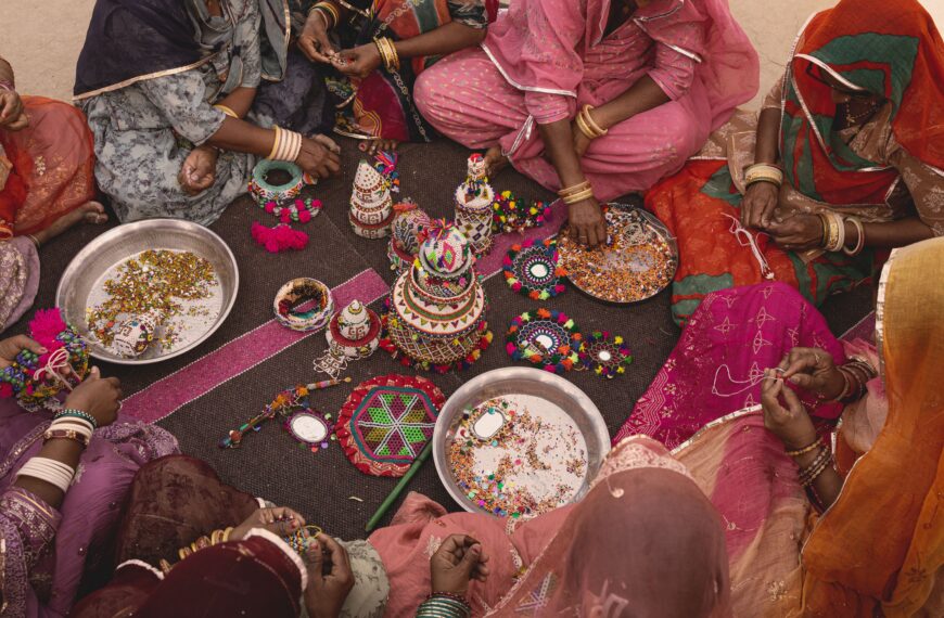 This exhibition at London Craft Week 2026 explores how Venetian glass beads took on new meaning in Rajasthan