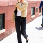 These ’90s jeans are about to be everywhere this summer