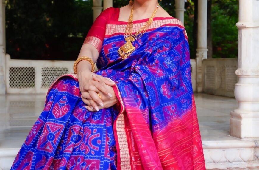 Madhuri Dixit Nene’s sari draws on the woven motifs of Sambalpuri patta silk