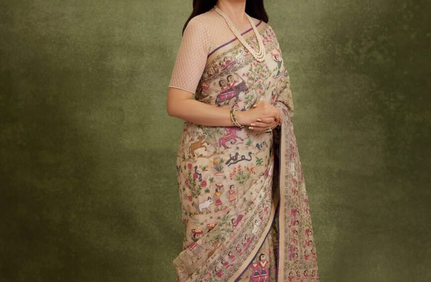 Nita Ambani’s Jamdani sari was woven over 24 months by a Padma Shree awardee