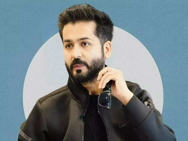 Dhurandhar 2 Director Aditya Dhar Calls Prabhas âLegendâ