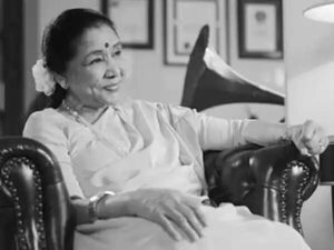 A Playlist of Asha Bhosleâs Filmfare Award Winning&hellip;