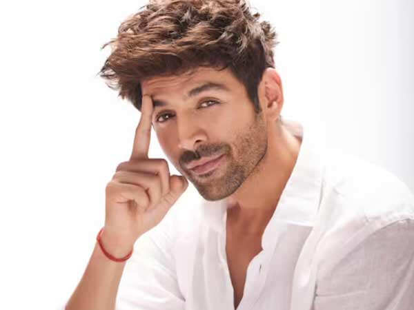 Kartik Aaryan Upgrades His Ride With a Luxurious Mercedes-Benz V-Class