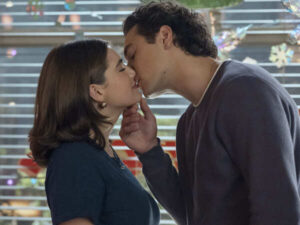 Off Campus Trailer: Ella Bright and Belmont Cameli&hellip;