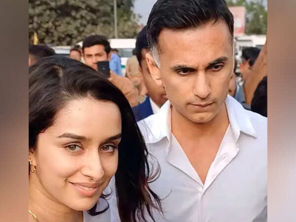 Shraddha Kapoor Reacts to Boyfriend Rahul Modyâs Ad Featuring Aneet Padda