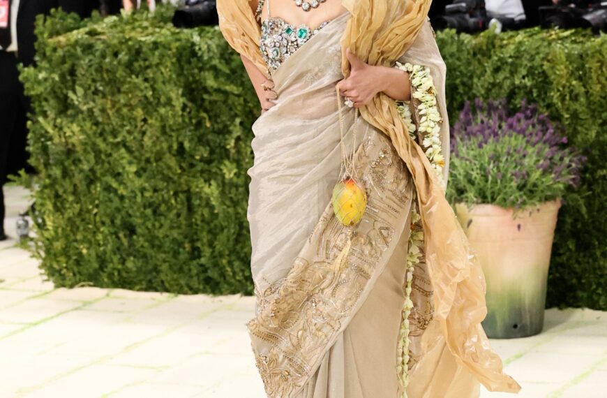 11 quirky bags for anyone still thinking about Isha Ambani’s mango Met Gala moment