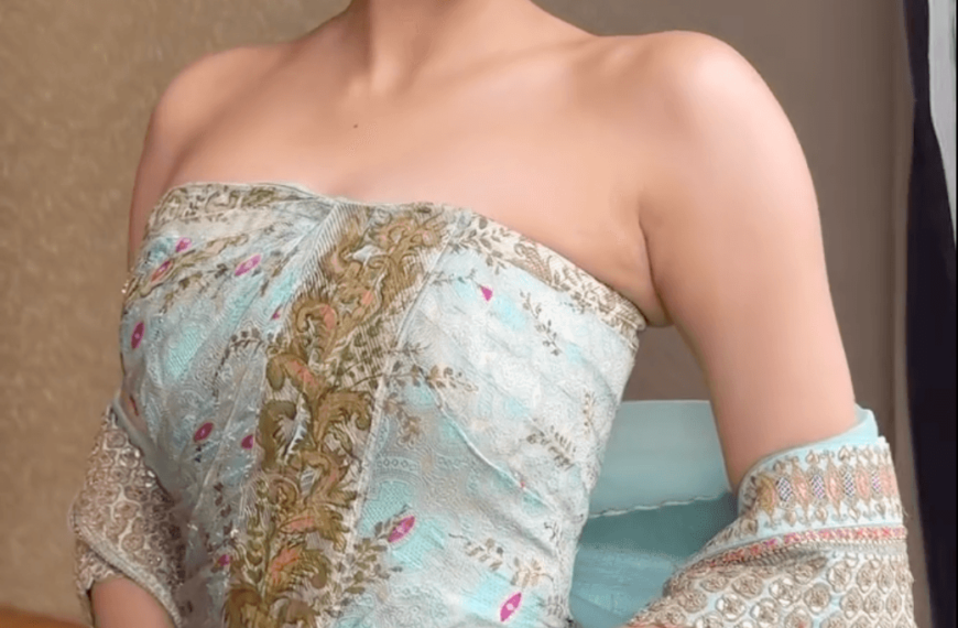 Janhvi Kapoor’s pastel Anamika Khanna…
